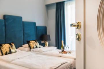Фото номера Presidential Two-Bedroom Suite with Terrace and Sauna Апартаменты Diamonds Luxury Old Town Residence г. Краков 15