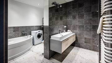 Фото номера Апартаменты Делюкс с видом на Вавельский замок Апартаменты A11 Apartments &amp; SPA Dermique г. Краков 4