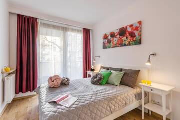 Фото номера Апартаменты с балконом - Zwierzyniecka, 24 Апартаменты Centre Apartments-Old Town г. Краков 2