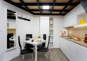 Фото номера Апартаменты-студио - Jablonowskich, 7 Апартаменты Centre Apartments-Old Town г. Краков 5