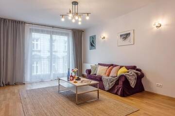 Фото номера Улучшенные апартаменты - Zwierzyniecka Street, 24 Апартаменты Centre Apartments-Old Town г. Краков 3