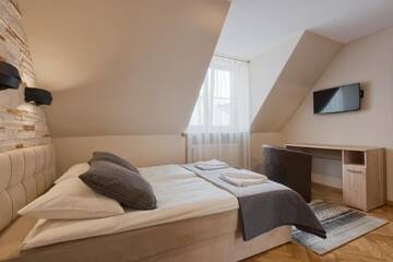 Фото номера Апартаменты с 1 спальней - Tomasza 33 Street Апартаменты Centre Apartments-Old Town г. Краков 3