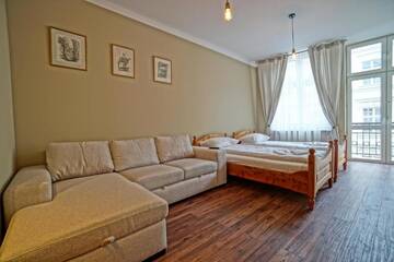 Фото номера Апартаменты с балконом Апартаменты Apartamenty Grodzka 8 г. Краков 23