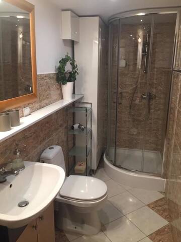 Фото номера Апартаменты с 1 спальней Апартаменты Kazimierz Luxury Apartment г. Краков 21