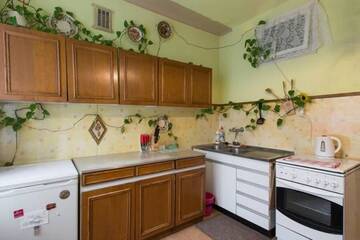 Фото номера Апартаменты - 1-й этаж Апартаменты Feel The Old Socialist Style Apartment г. Краков 11