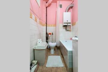 Фото номера Апартаменты - 1-й этаж Апартаменты Feel The Old Socialist Style Apartment г. Краков 18