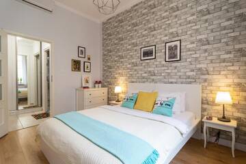 Фото номера Улучшенные апартаменты Апартаменты Smile Apartments г. Краков 3