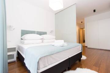 Фото номера Апартаменты с 1 спальней Апартаменты Lenzo Apartments г. Краков 11