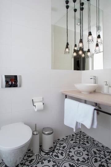 Фото номера Апартаменты с балконом Апартаменты Blue Birds Apartment г. Краков 33