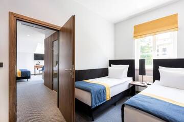Фото номера Семейный номер Отель Grand Ascot Hotel г. Краков 5