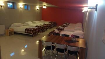 Фото номера Общий номер для мужчин и женщин с 8 кроватями Хостелы Hostel Bazar г. Краков 8