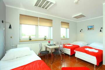 Фото номера Трехместный номер Хостелы Hostel Bazar г. Краков 3