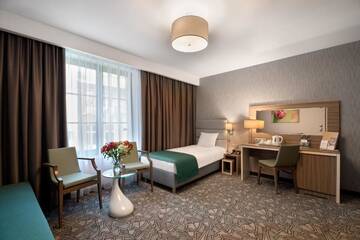 Фото номера Одноместный номер Отель Golden Tulip Krakow Kazimierz г. Краков 4