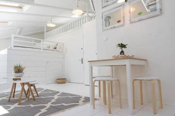 Фото номера Стандартный номер-студио Апартаменты Habitat Apartments г. Краков 11