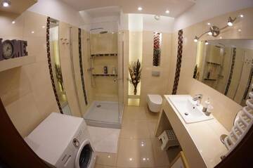 Фото номера Апартаменты с 1 спальней Апартаменты Torre Verona Exclusive Apartment г. Краков 23