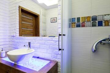 Фото номера Улучшенные апартаменты Апартаменты Passion4Cracow г. Краков 37