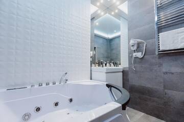 Фото номера Апартаменты Делюкс с гидромассажной ванной Апартаменты Leo Apartments Main Square г. Краков 24