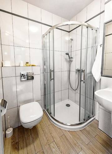 Фото номера Двухместный номер с 1 кроватью и собственной ванной комнатой Отель Hotel Kazimierz III г. Краков 2