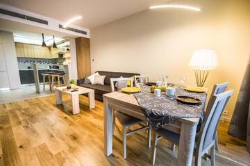 Фото номера Апартаменты Делюкс с балконом Апартаменты Kazimierz Friendhouse Apartments г. Краков 8