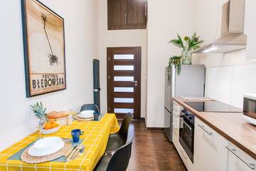 Фото номера Three-Bedroom Apartment - Starowiślna 18 Street Апартаменты Kazimierz Friendhouse Apartments г. Краков 2