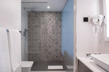 Фото номера Привилегированный двухместный номер с 1 кроватью Отель Mercure Krakow Stare Miasto г. Краков 12