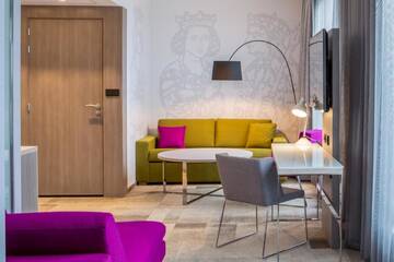 Фото номера Классический двухместный номер с диваном-кроватью Отель Mercure Krakow Stare Miasto г. Краков 3