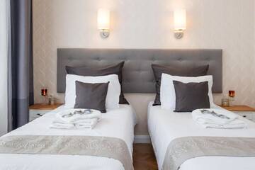 Фото номера Улучшенные апартаменты Апартаменты Luxe Living Krakow г. Краков 4