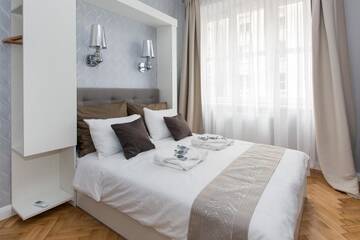 Фото номера Улучшенные апартаменты Апартаменты Luxe Living Krakow г. Краков 5