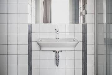 Фото номера Четырехместный номер эконом-класса Гостевой дом Cybulskiego Guest Rooms г. Краков 8