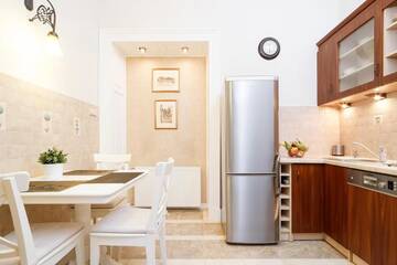 Фото номера Апартаменты Делюкс с балконом (3 взрослых) Апарт-отели Elegant Apartments г. Краков 6