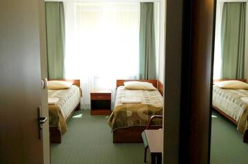 Фото номера Двухместный номер с 2 отдельными кроватями Хостелы Hostel Krakowiak г. Краков 16