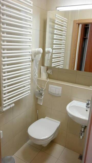 Фото номера Двухместный номер с 1 кроватью Хостелы Hostel Krakowiak г. Краков 7