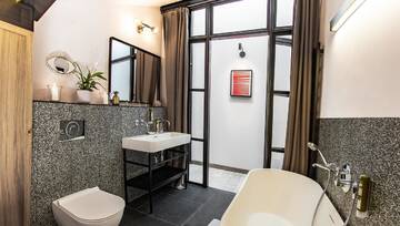 Фото номера Апартаменты с 2 спальнями Апарт-отели Stradom 15 Apartments г. Краков 6