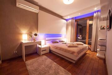 Фото Апартаменты City Lights Apartments г. Краков 2