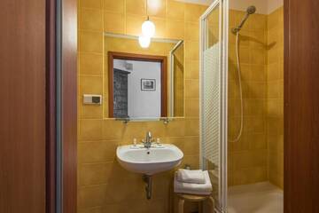 Фото номера Standard studio for 2 Апартаменты Krakow For You Budget Apartments г. Краков 18