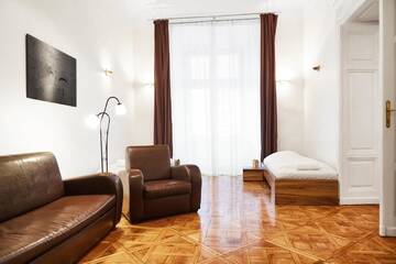 Фото номера Апартаменты с 2 спальнями и видом на город - Лиловый Апартаменты Krakow For You Budget Apartments г. Краков 10
