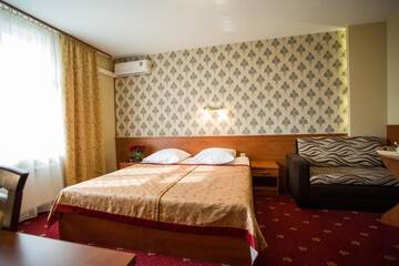 Фото номера Двухместный номер с 1 кроватью Отель Hotel Maksymilian г. Краков 7