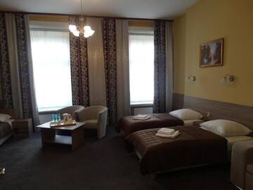 Фото номера Трехместный номер Делюкс Отель Hotel Maksymilian г. Краков 2