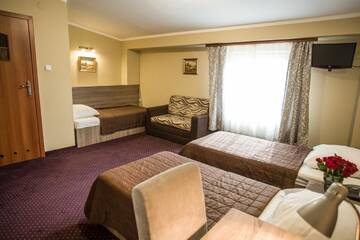 Фото номера Трехместный номер Отель Hotel Maksymilian г. Краков 3