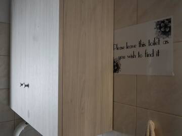 Фото номера Стандартный двухместный номер с 1 кроватью, общей ванной комнатой и туалетом Хостелы HEYnow Rooms, Apartments and hostel in CITY center г. Краков 7