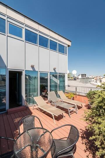 Фото номера Гранд люкс с видом на террасу Апарт-отели Aparthotel Best Views г. Краков 2