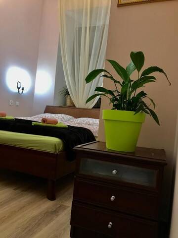 Фото номера Стандартный номер с кроватью размера &quot;king-size&quot; Хостелы Hostel u Kmity г. Краков 5