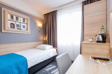 Фото номера Одноместный номер эконом-класса Отель Hotel Legend г. Краков 3