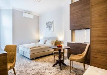 Фото номера Улучшенный номер люкс-студио Апарт-отели Aparthotel Rakowicka Residence г. Краков 10