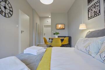 Фото номера Апартаменты Делюкс Апарт-отели FLORIANSKA 32 by PI Apartments г. Краков 17