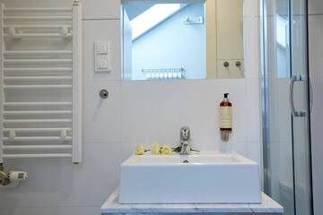 Фото номера Двухуровневые апартаменты Апарт-отели FLORIANSKA 32 by PI Apartments г. Краков 26