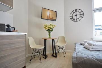 Фото номера Уютные апартаменты Апарт-отели FLORIANSKA 32 by PI Apartments г. Краков 14