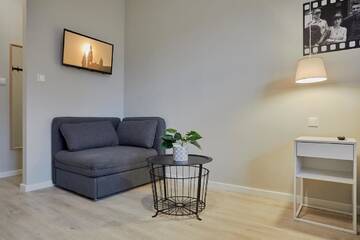 Фото номера Апартаменты Делюкс Апарт-отели FLORIANSKA 32 by PI Apartments г. Краков 6