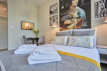 Фото номера Стандартные апартаменты Апарт-отели FLORIANSKA 32 by PI Apartments г. Краков 25
