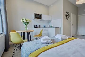 Фото номера Апартаменты Делюкс Апарт-отели FLORIANSKA 32 by PI Apartments г. Краков 10